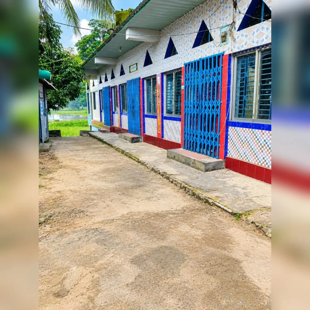 সরকারি তালিকায় মসজিদের নাম, সম্মানি ভাতার তালিকায় নেই—কেন?