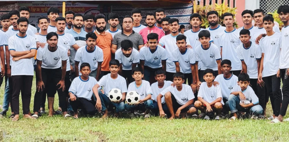 হোন্ডা ও ফ্রিজ কাপ ফুটবলের ফাইনালে মুখোমুখি কালিকাপুর ও সুমন মেম্বার স্পোর্টিং ক্লাব